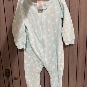 ❤️ BUNDLE 4/$20 Onesies Footies